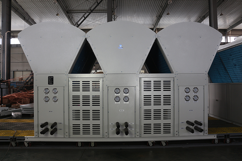 風(fēng)冷模塊機(jī)組2.jpg 風(fēng)冷模塊機(jī)組2.jpg